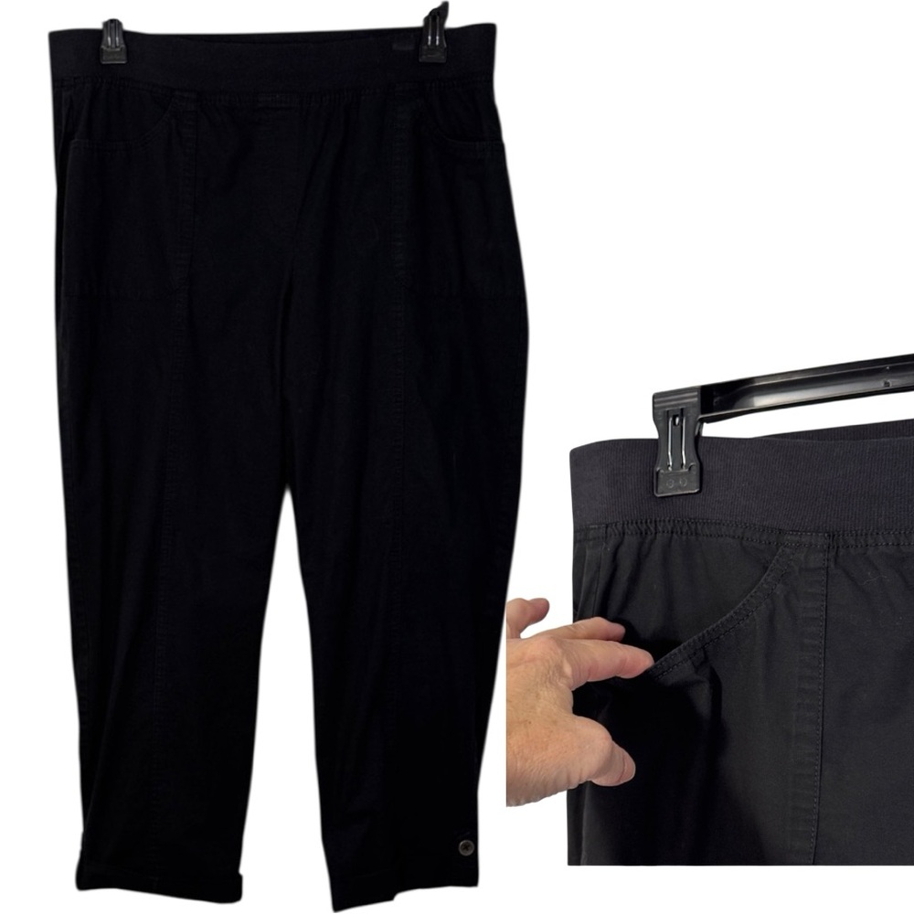 Chico's Pants Black Cropped Pull-On in Size 2.5/14/L  EUC‎
